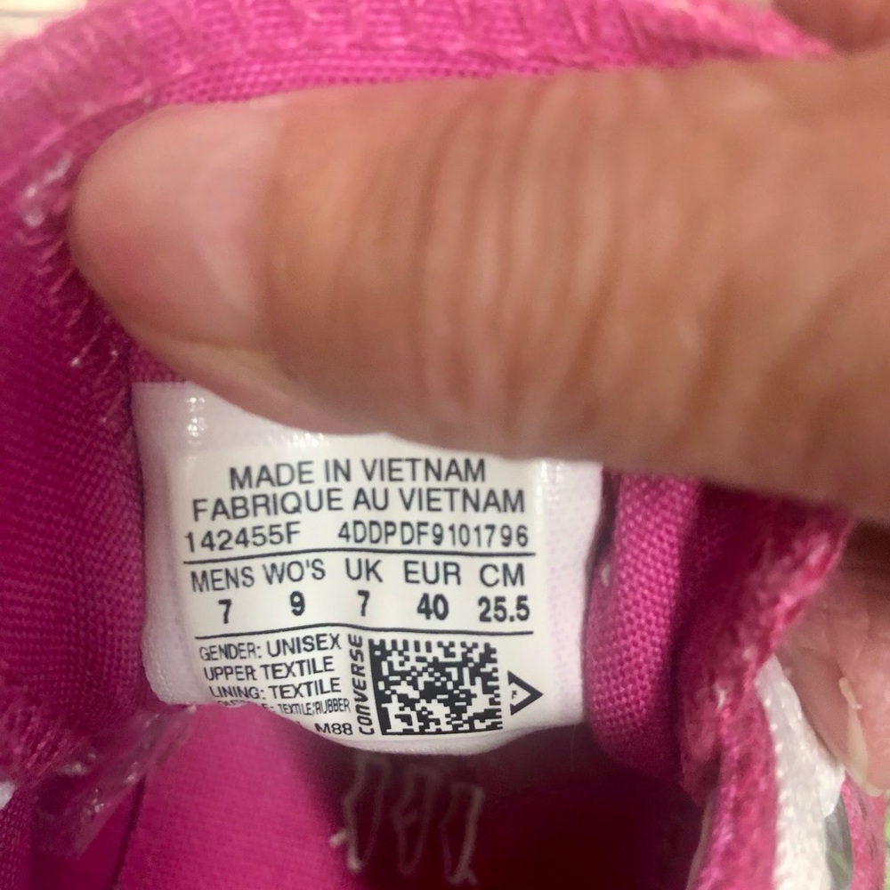 Converse All Star Women's Bright Pink Tie/Dyed Canvas Low Top Sneakers - Picture 6 of 6